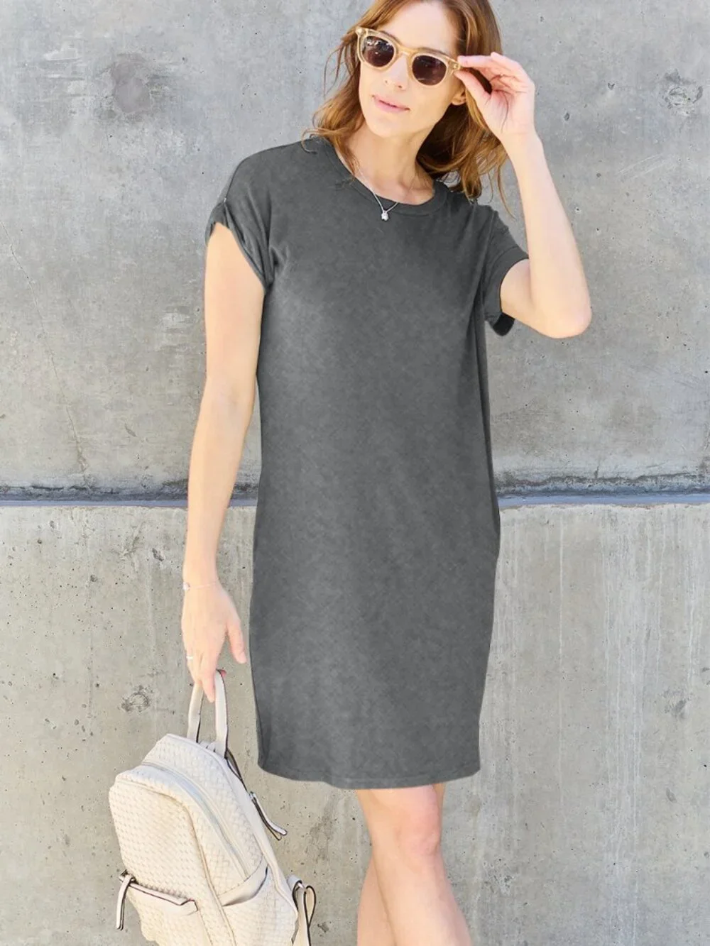 Women High Quality Full Size Round Neck Short Sleeve Dress with Pockets - Picture 6 of 6